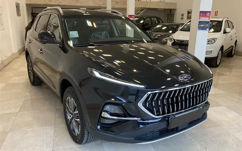 نمای جلویی کی ام سی کی ۷