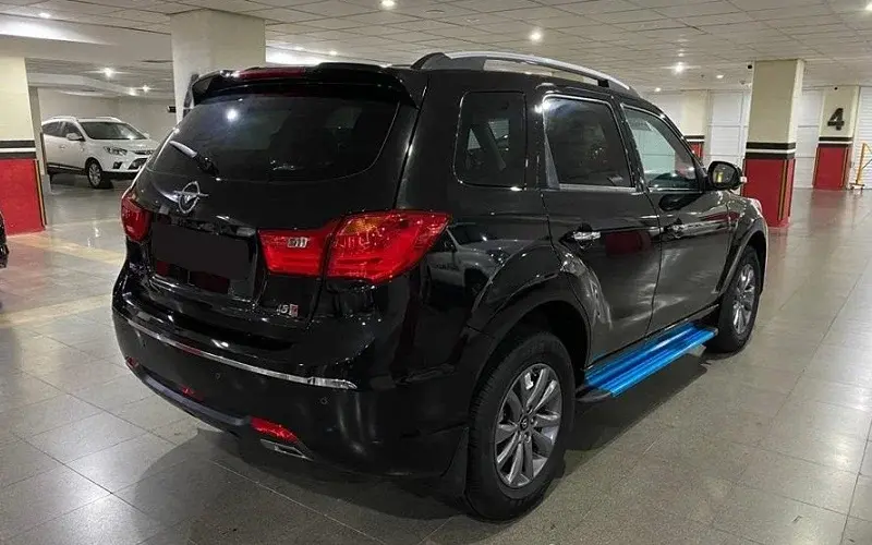 نمای عقب هایما S7 پرو